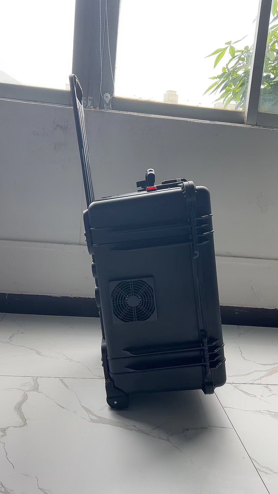 都兰手拉箱型移动通信干扰器
